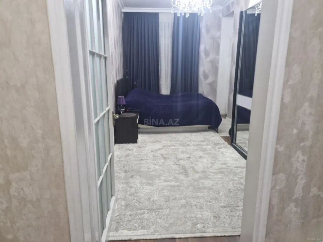 Satılır 2 otaqlı mənzil 70 m²