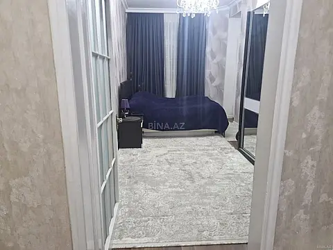 Satılır 2 otaqlı mənzil 70 m²