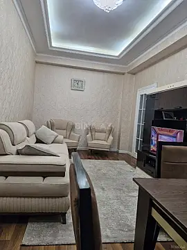 Satılır 2 otaqlı mənzil 70 m²
