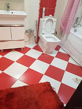 Kirayə verilir 2 otaqlı mənzil 55 m²