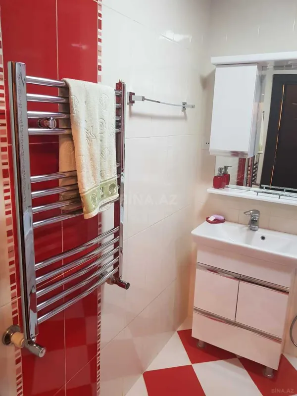 Kirayə verilir 2 otaqlı mənzil 55 m²