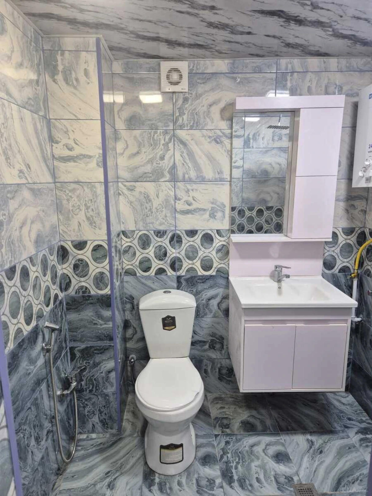 Satılır 1 otaqlı mənzil 40 m²