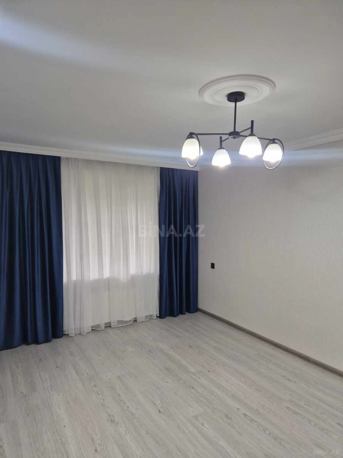 Satılır 1 otaqlı mənzil 40 m²