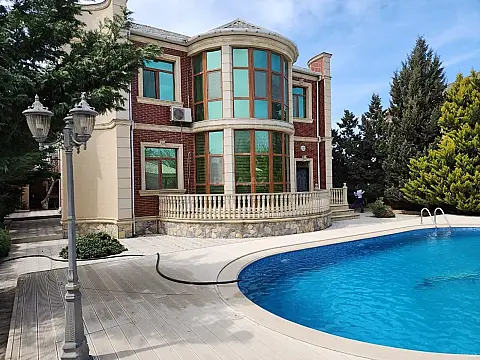 Kirayə verilir 5 otaqlı həyət evi 320 m²