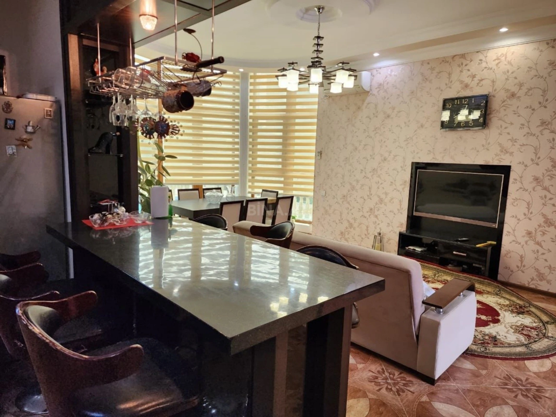 Kirayə verilir 5 otaqlı həyət evi 320 m²