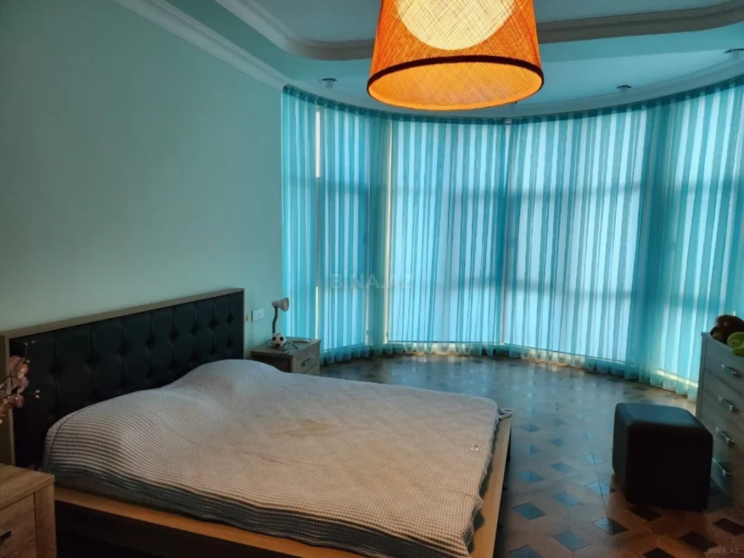 Kirayə verilir 5 otaqlı həyət evi 320 m²