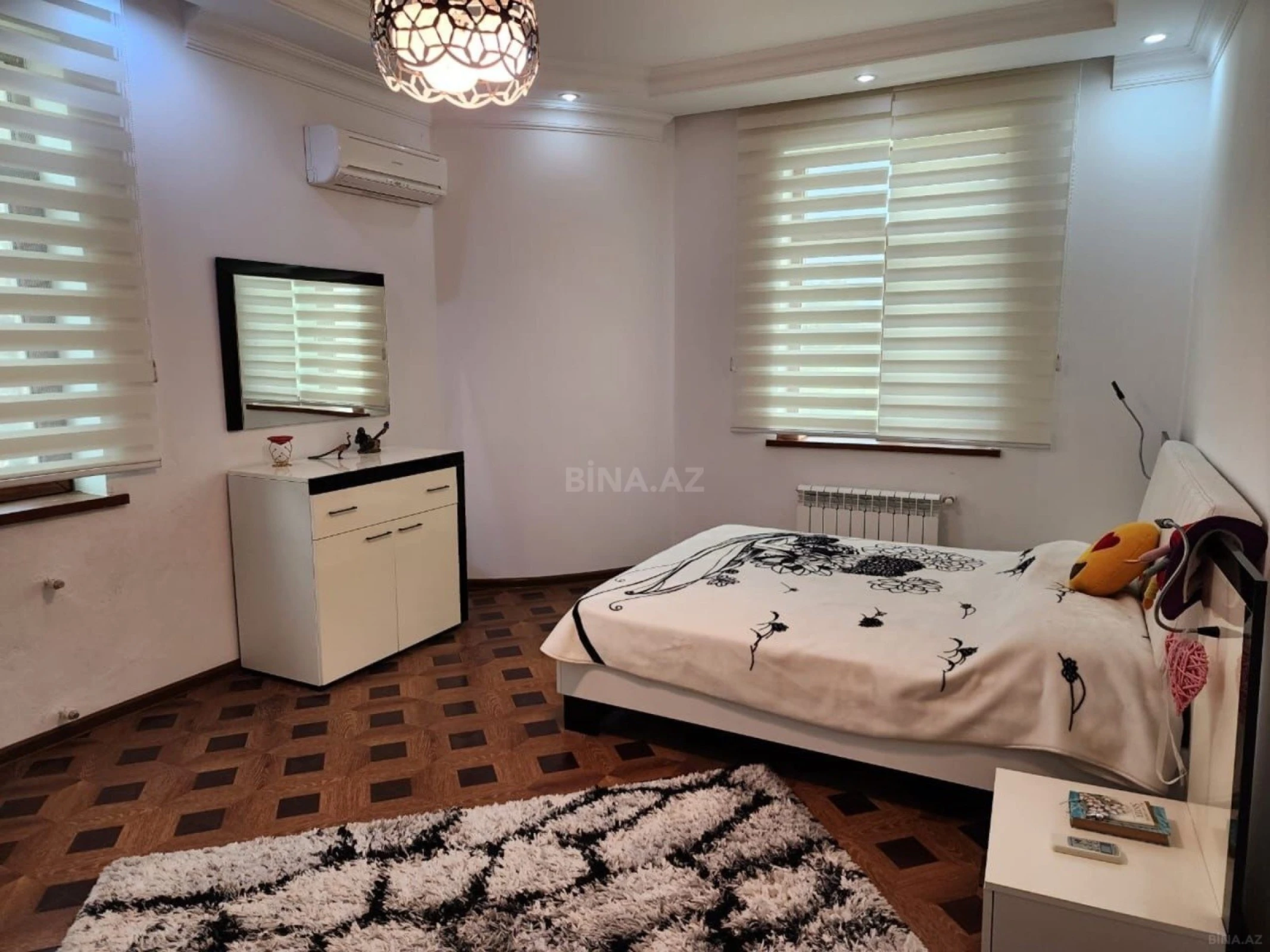 Kirayə verilir 5 otaqlı həyət evi 320 m²