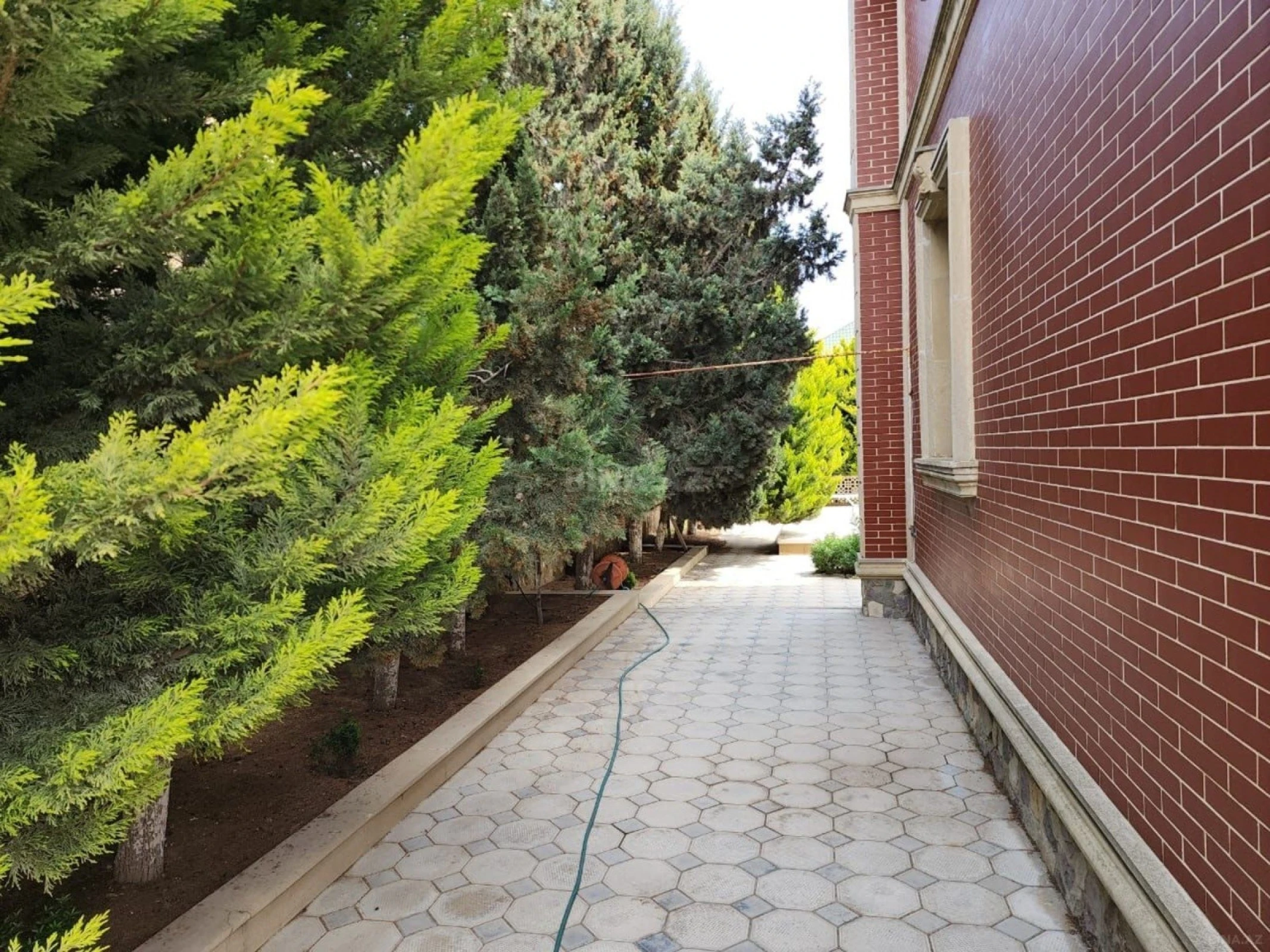 Kirayə verilir 5 otaqlı həyət evi 320 m²