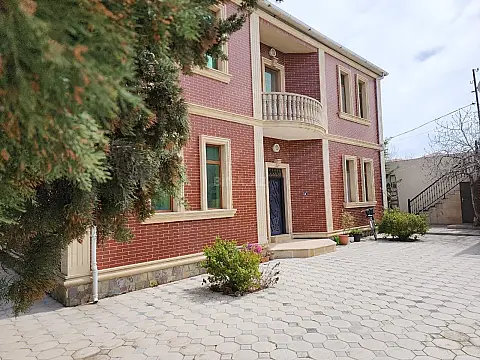 Kirayə verilir 5 otaqlı həyət evi 320 m²