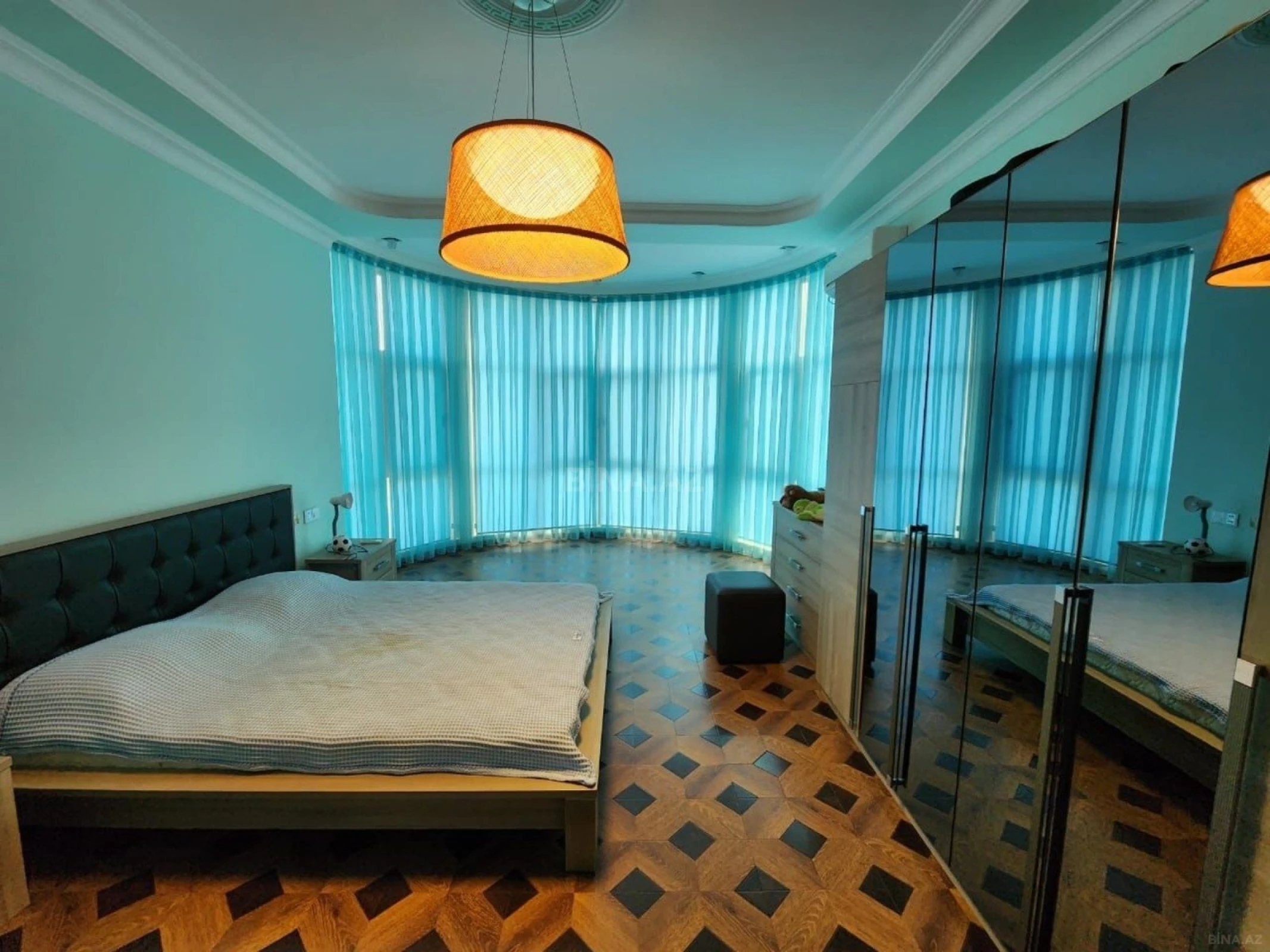 Kirayə verilir 5 otaqlı həyət evi 320 m²