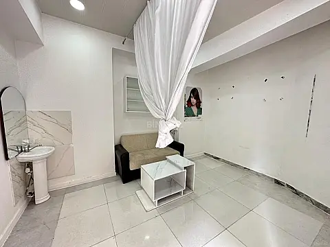 Kirayə verilir 1 otaqlı ofis 13 m² — Bakı, Əhmədli 1 otaq 13.00 m²