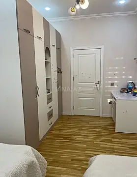 Satılır 3 otaqlı mənzil 105 m²