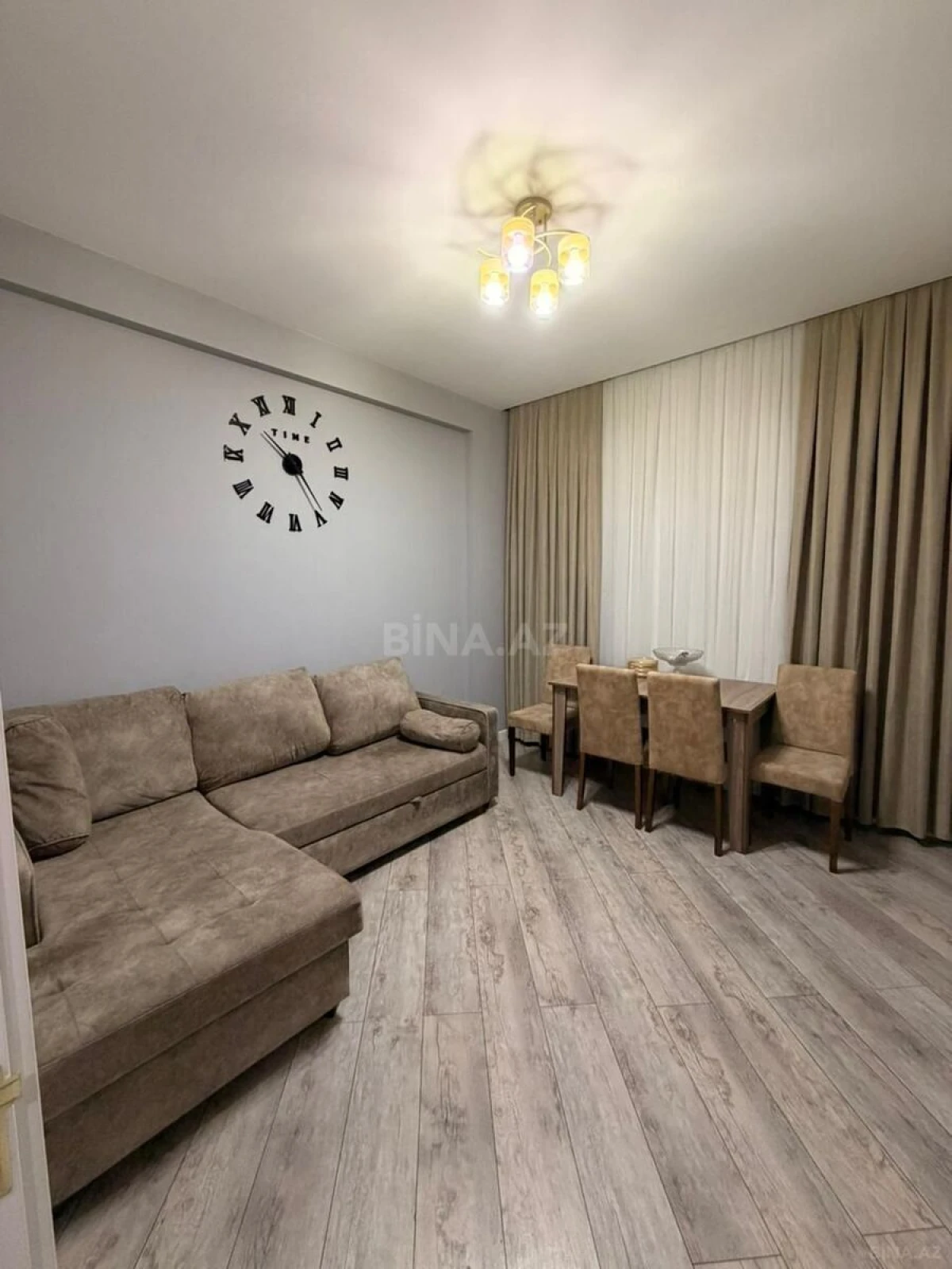 Kirayə verilir 2 otaqlı mənzil 60 m²