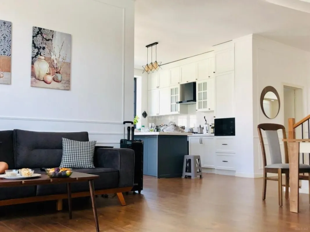 Kirayə verilir 6 otaqlı həyət evi 320 m²