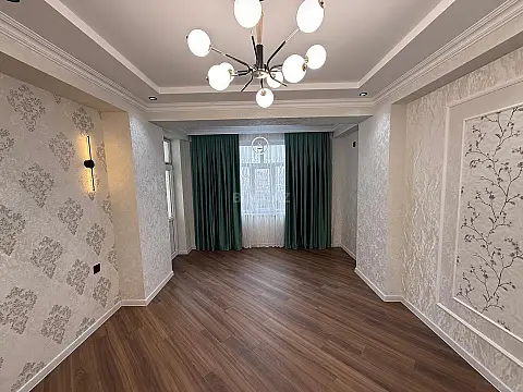 Satılır 3 otaqlı mənzil 105 m²