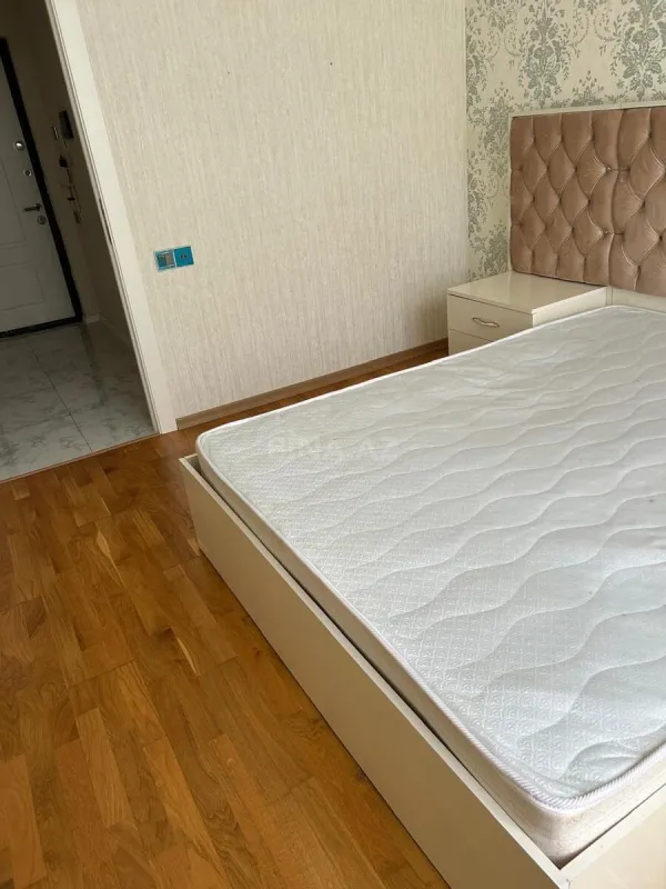 Kirayə verilir 2 otaqlı mənzil 50 m²
