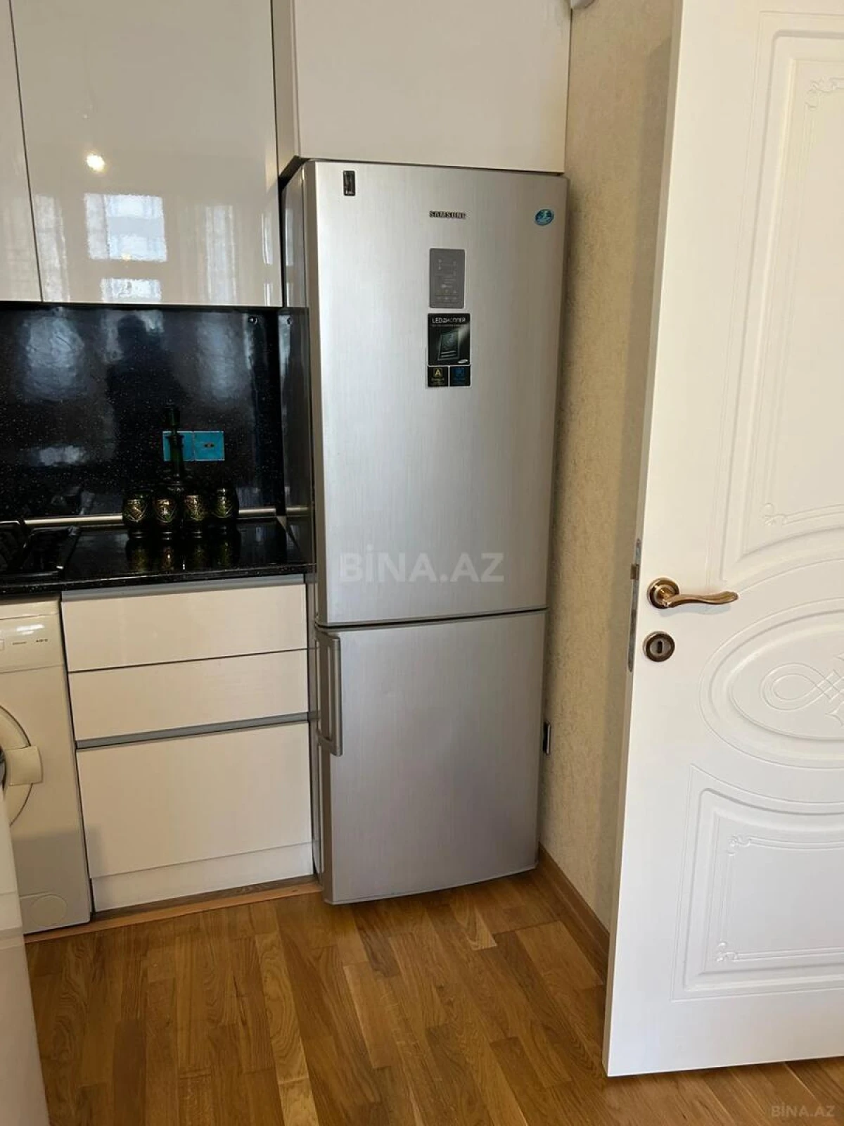 Kirayə verilir 2 otaqlı mənzil 50 m²