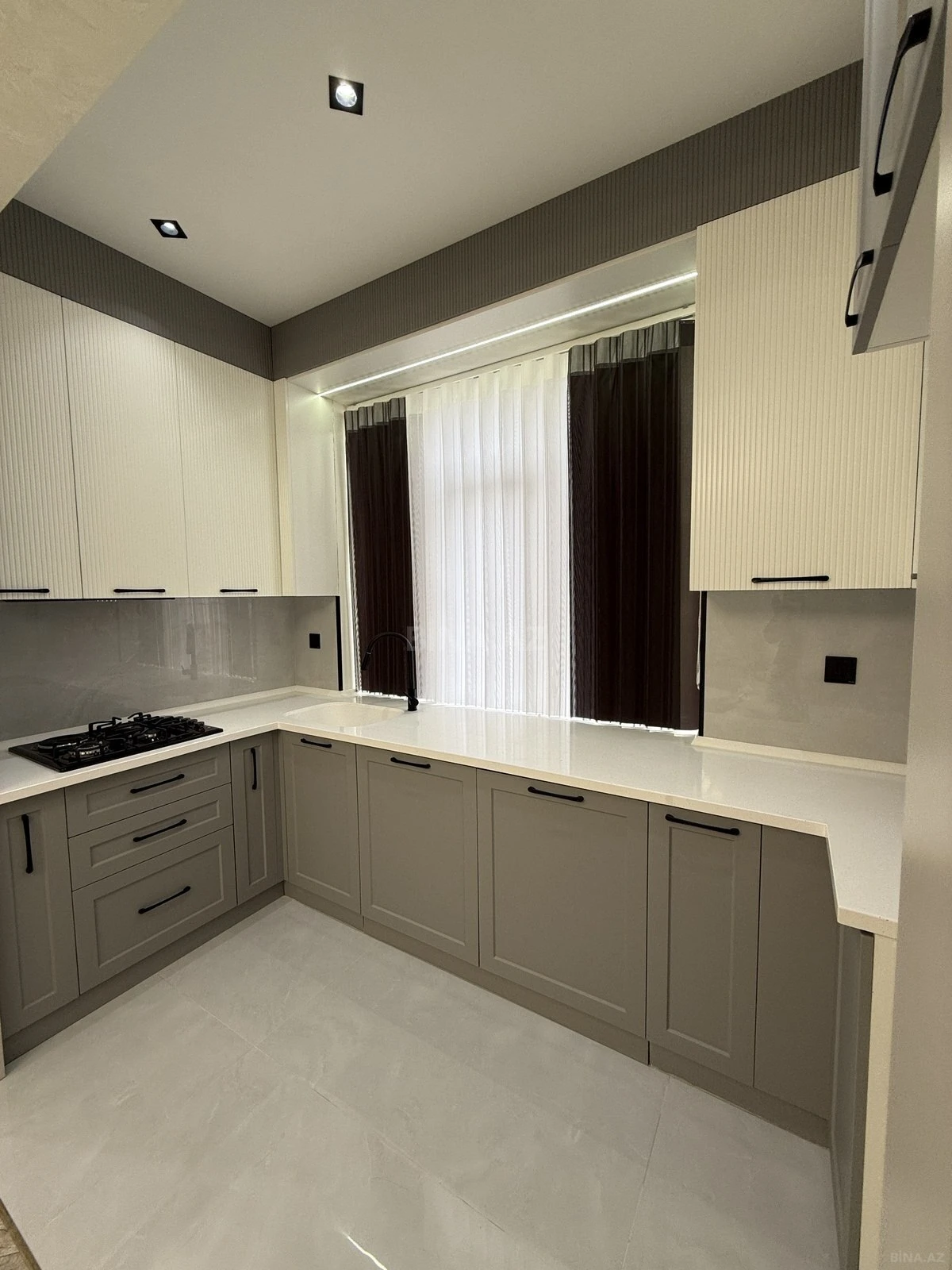 Satılır 3 otaqlı mənzil 88 m²