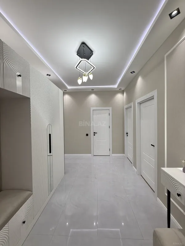 Satılır 3 otaqlı mənzil 88 m²
