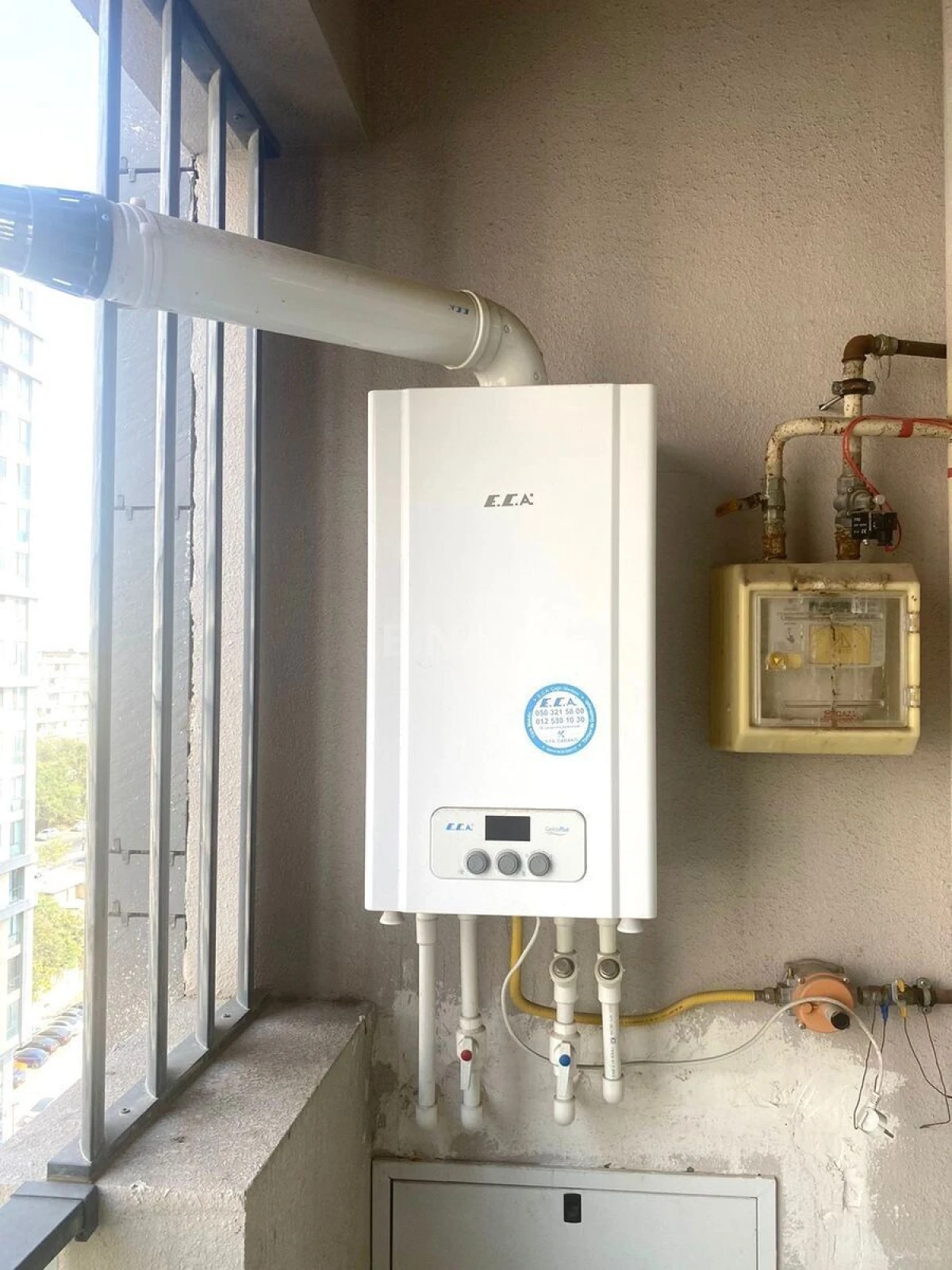 Satılır 2 otaqlı mənzil 96 m²