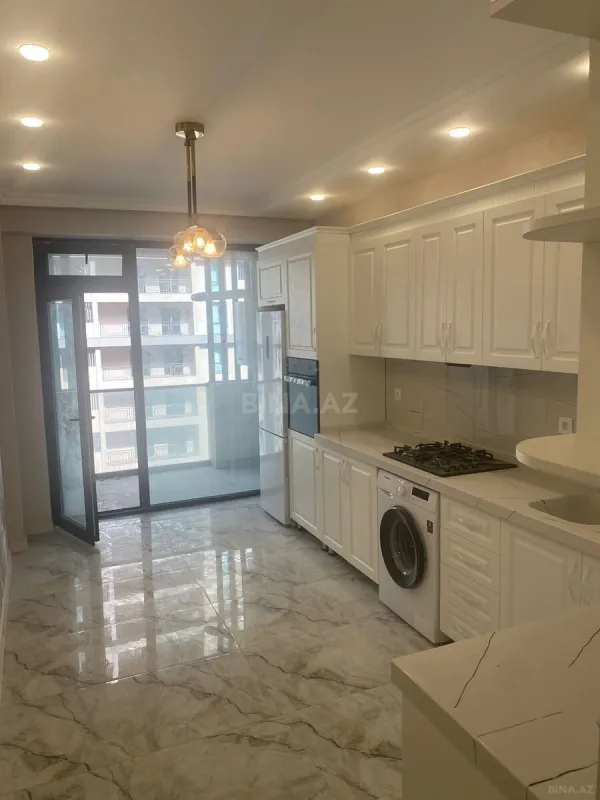 Satılır 2 otaqlı mənzil 96 m²