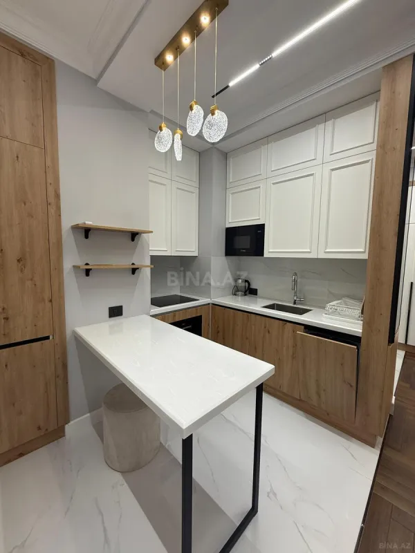 Kirayə verilir 2 otaqlı mənzil 68 m²