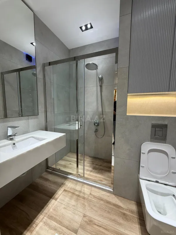 Kirayə verilir 2 otaqlı mənzil 68 m²