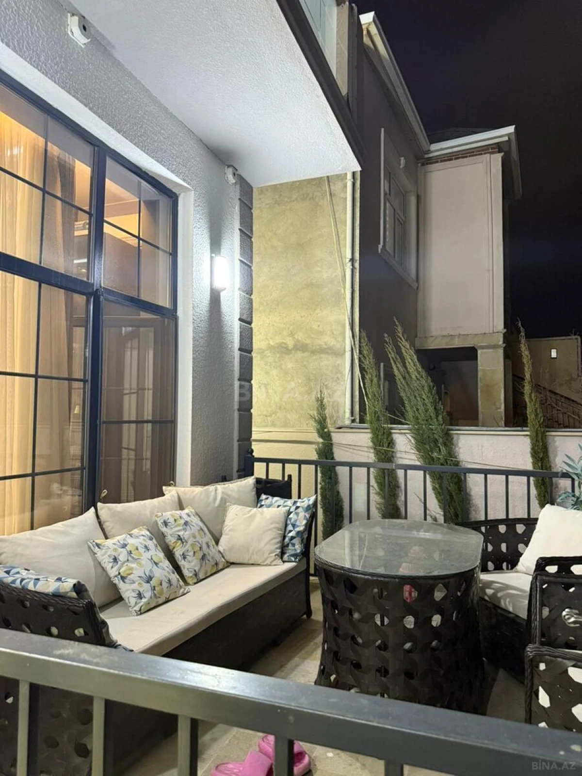 Satılır 4 otaqlı həyət evi 200 m²