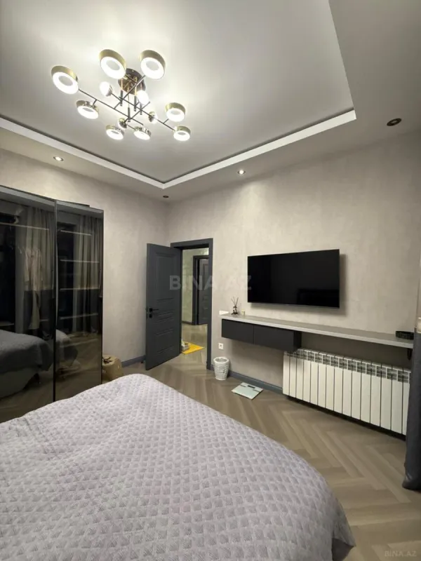 Satılır 4 otaqlı həyət evi 200 m²