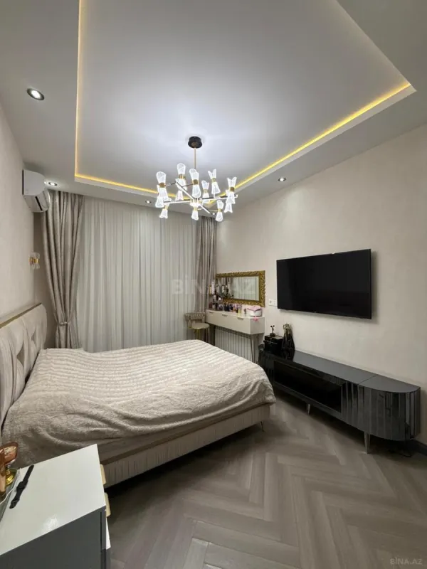 Satılır 4 otaqlı həyət evi 200 m²