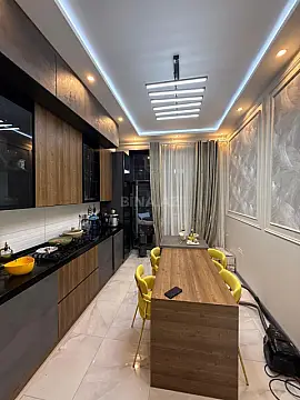 Satılır 4 otaqlı həyət evi 200 m²