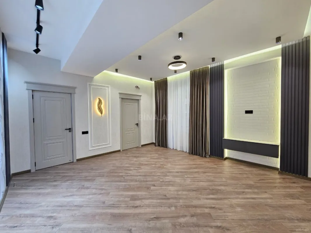 Satılır 2 otaqlı mənzil 63 m²