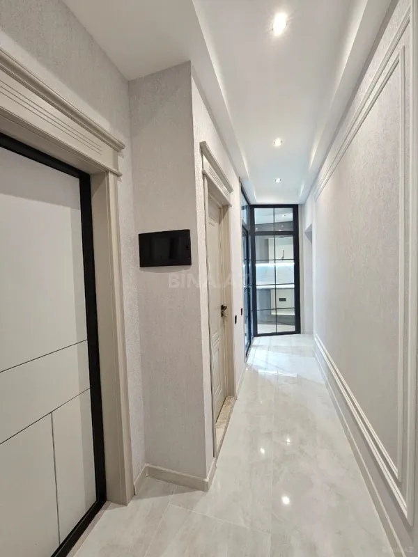 Satılır 2 otaqlı mənzil 63 m²