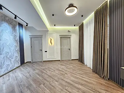 Satılır 2 otaqlı mənzil 63 m²
