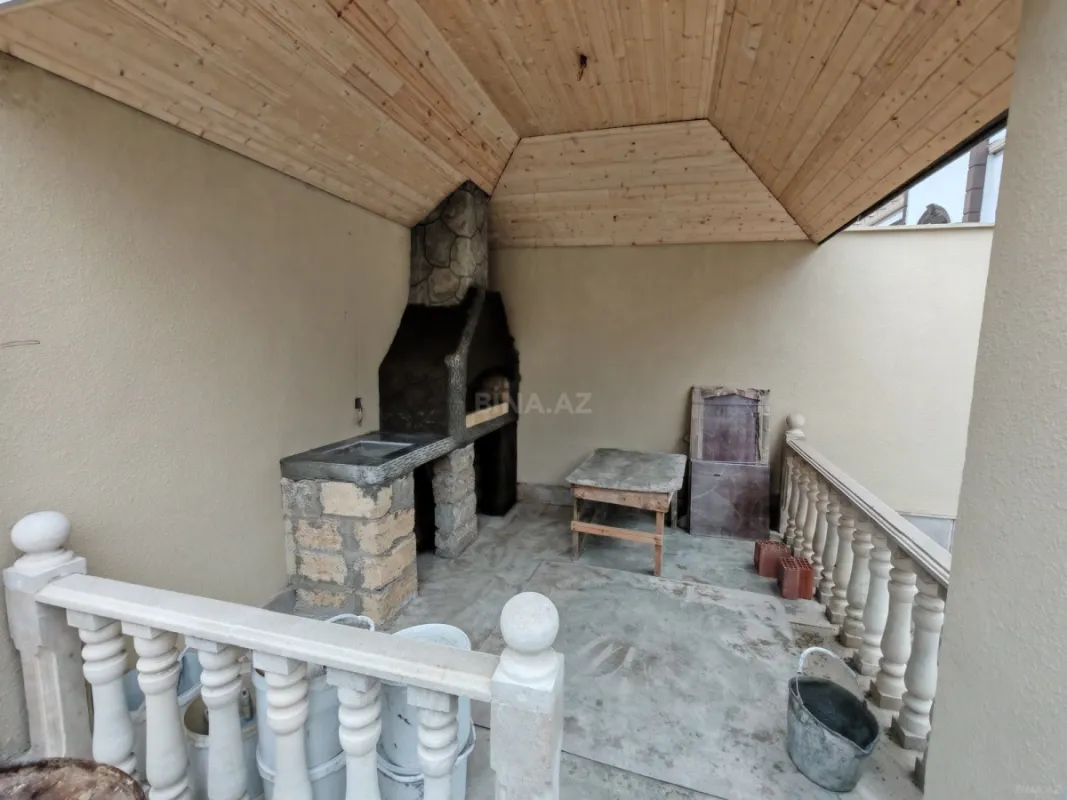 Satılır 4 otaqlı həyət evi 120 m²