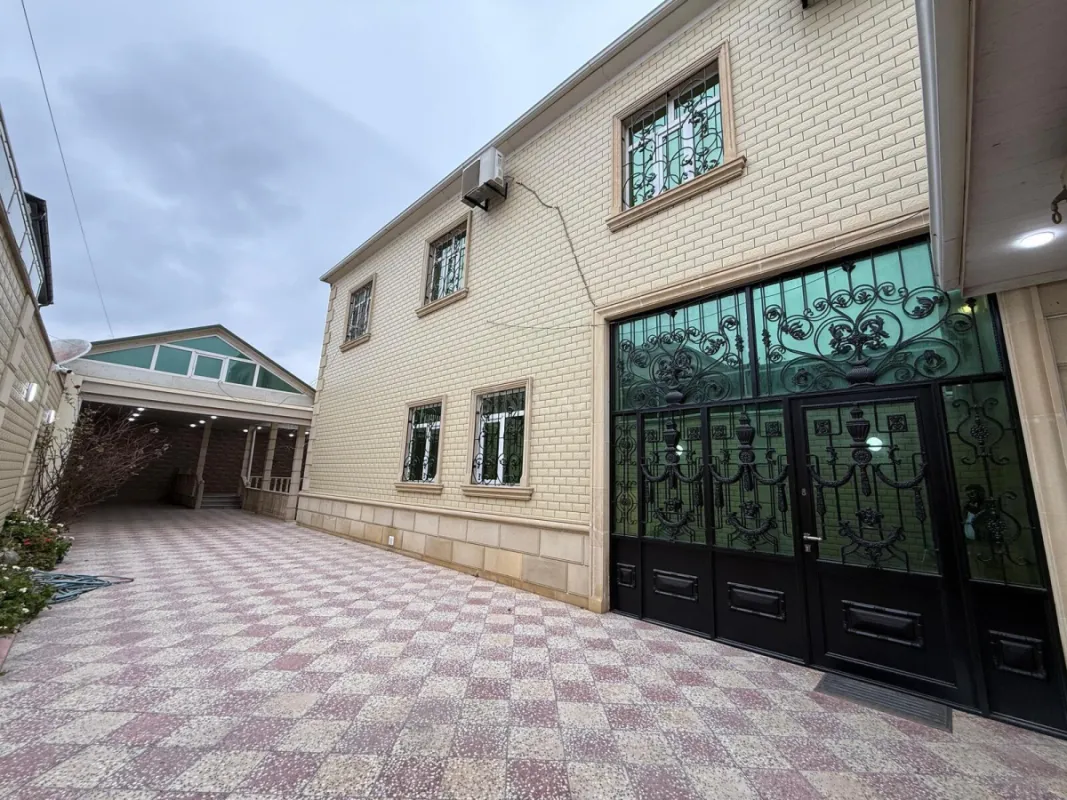 Satılır 6 otaqlı həyət evi 360 m²