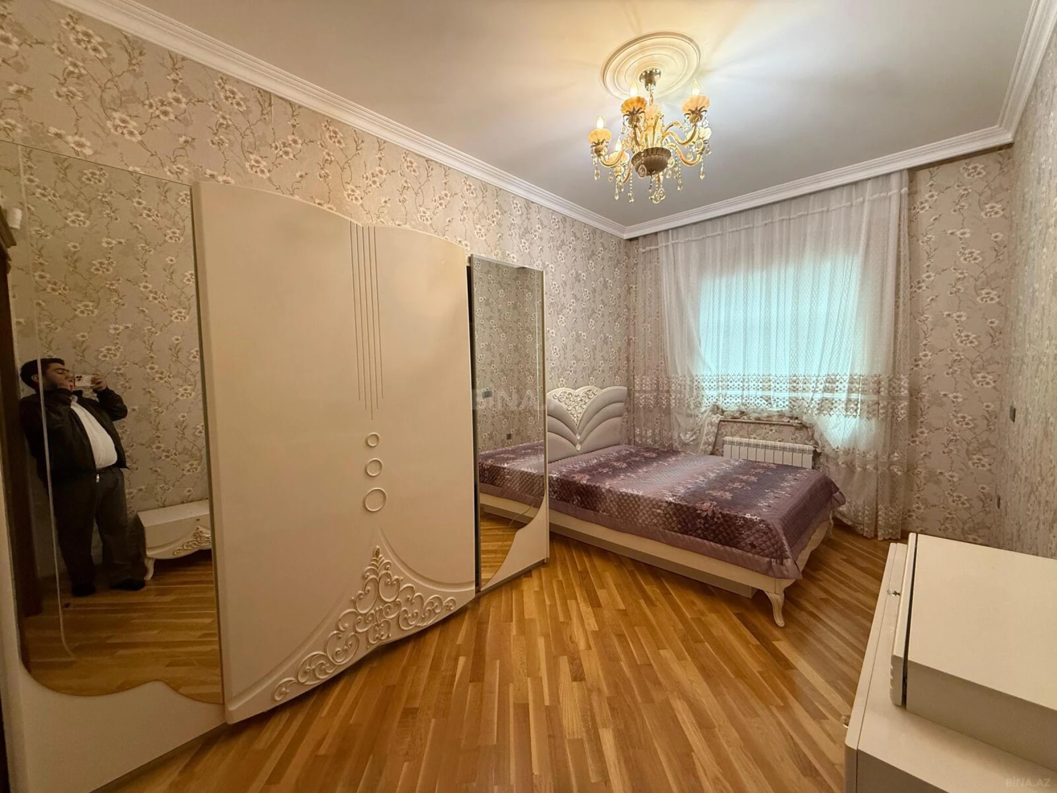 Satılır 6 otaqlı həyət evi 360 m²