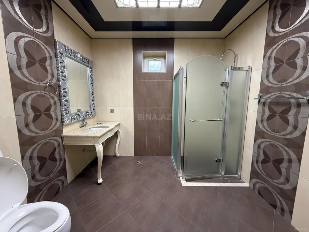 Satılır 6 otaqlı həyət evi 360 m²