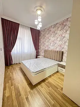 Satılır 2 otaqlı mənzil 55 m²