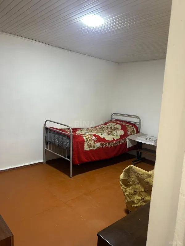 Kirayə verilir 4 otaqlı həyət evi 47 m²