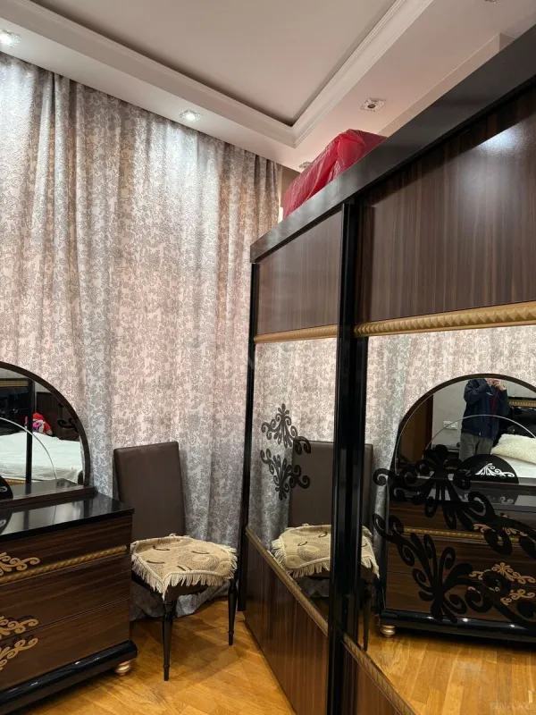 Satılır 2 otaqlı mənzil 80 m²