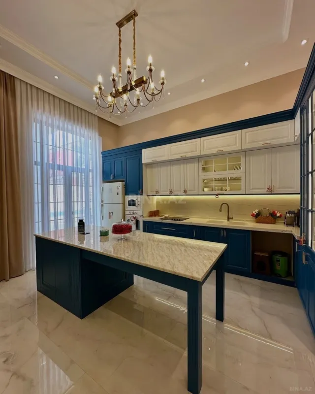 Kirayə verilir 5 otaqlı həyət evi 300 m²