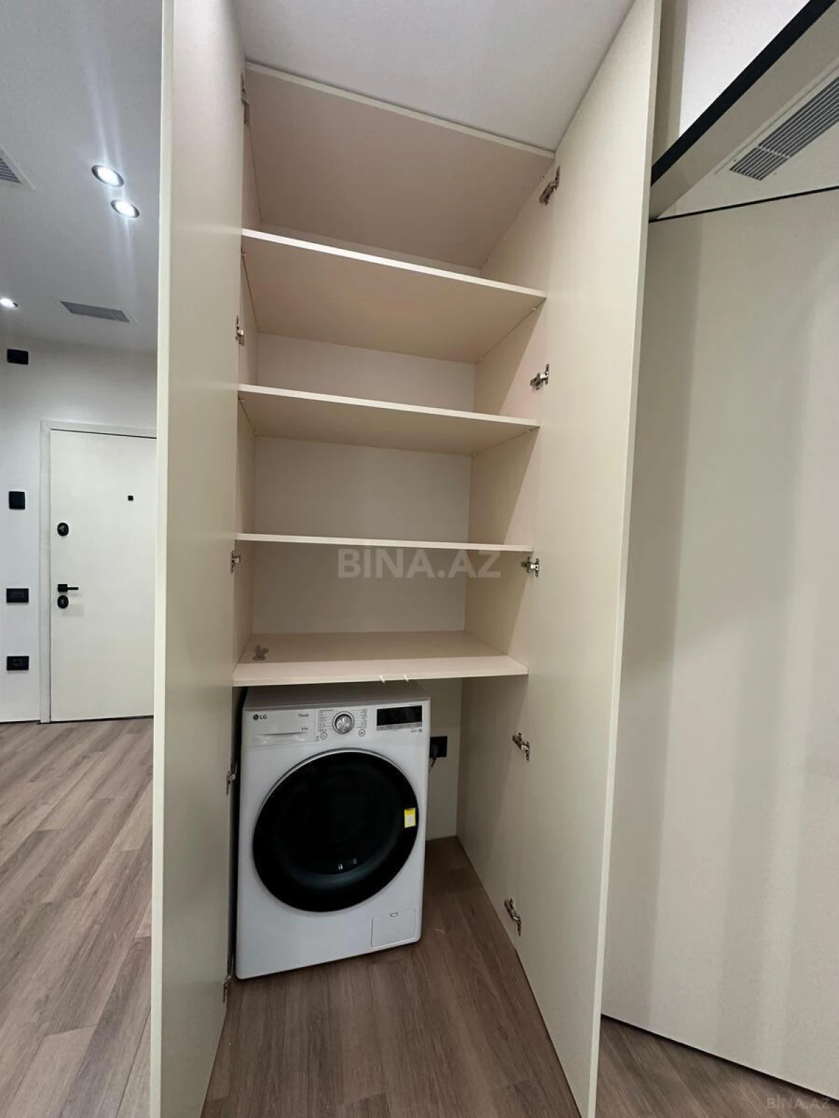 Kirayə verilir 3 otaqlı mənzil 100 m²