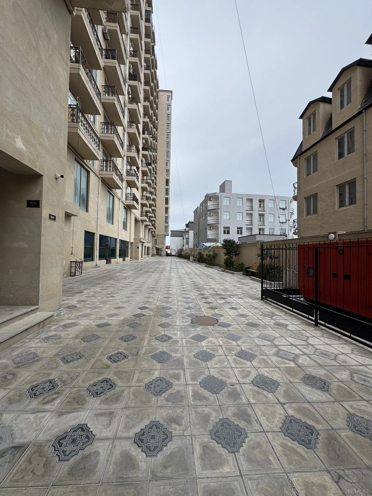 Satılır 3 otaqlı mənzil 64 m²