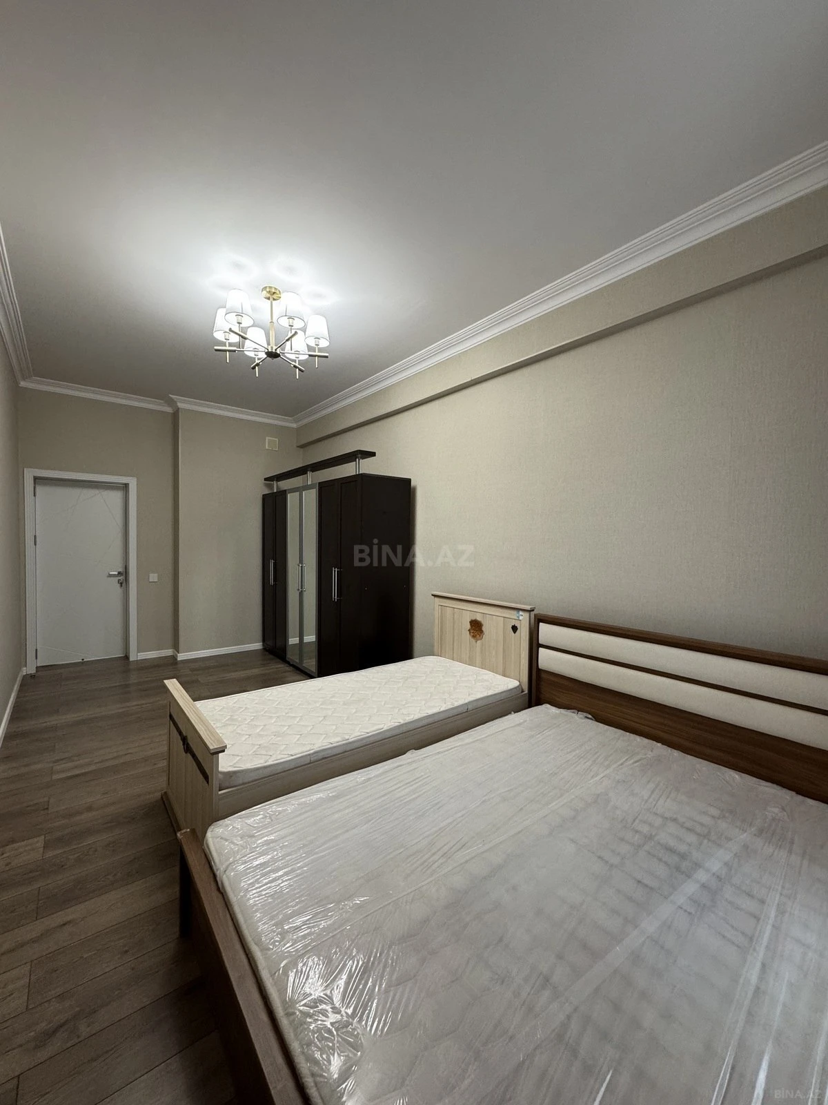 Satılır 3 otaqlı mənzil 64 m²
