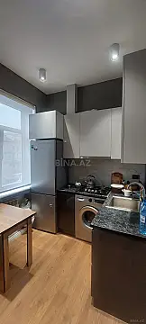 Kirayə verilir 2 otaqlı mənzil 50 m²