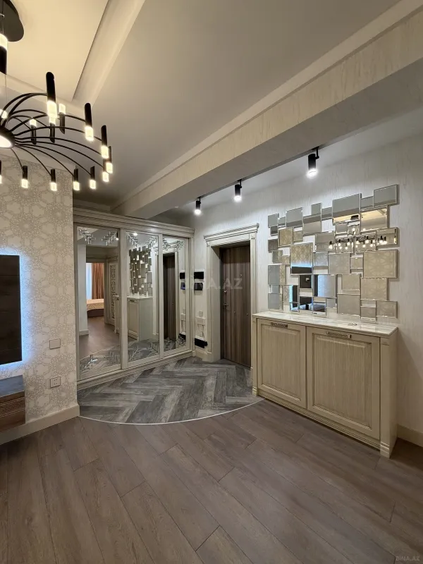 Satılır 2 otaqlı mənzil 64 m²