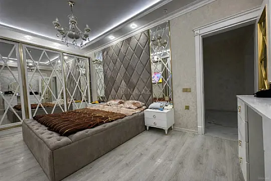 Satılır 3 otaqlı mənzil 100 m²