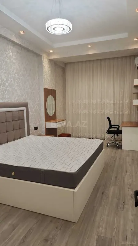 Kirayə verilir 2 otaqlı mənzil 73 m²