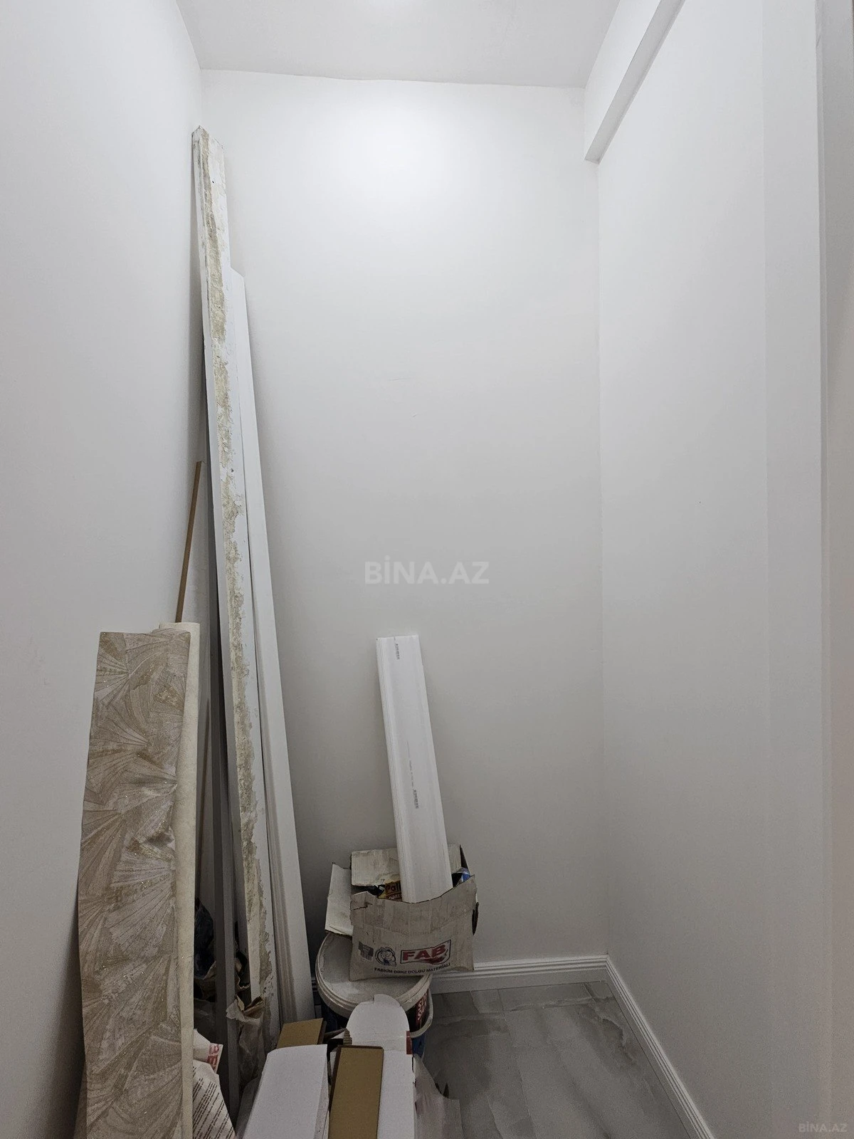 Satılır 3 otaqlı mənzil 108 m²